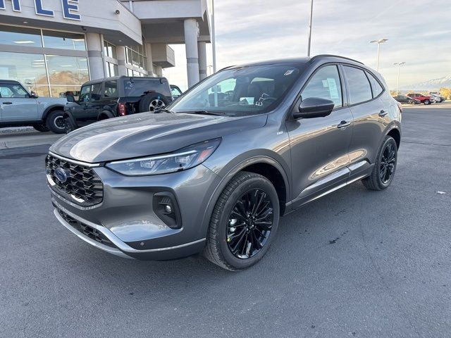 2025 Ford Escape ST-Line Elite