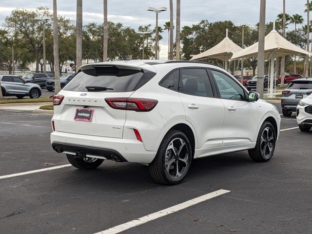 2025 Ford Escape ST-Line Elite