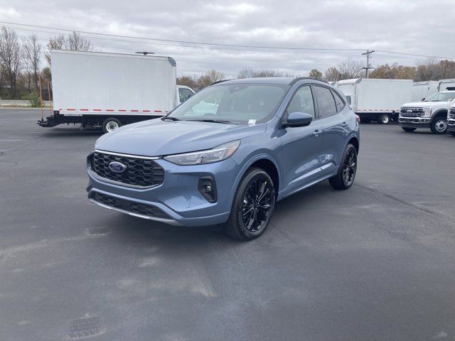 2025 Ford Escape ST-Line Elite