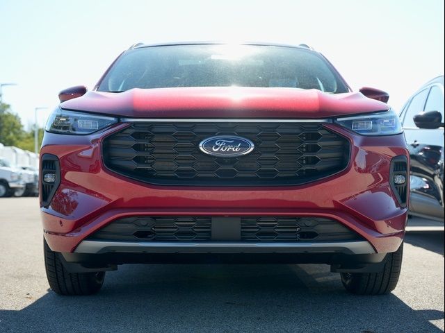 2025 Ford Escape ST-Line Elite