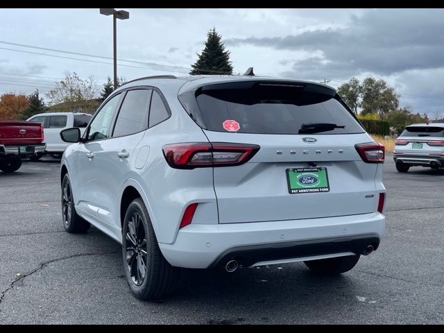 2025 Ford Escape ST-Line Elite