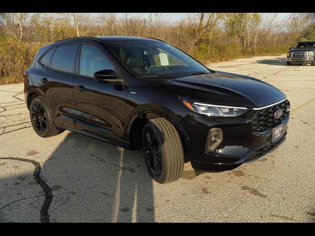 2025 Ford Escape ST-Line Elite