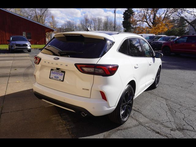 2025 Ford Escape ST-Line Elite