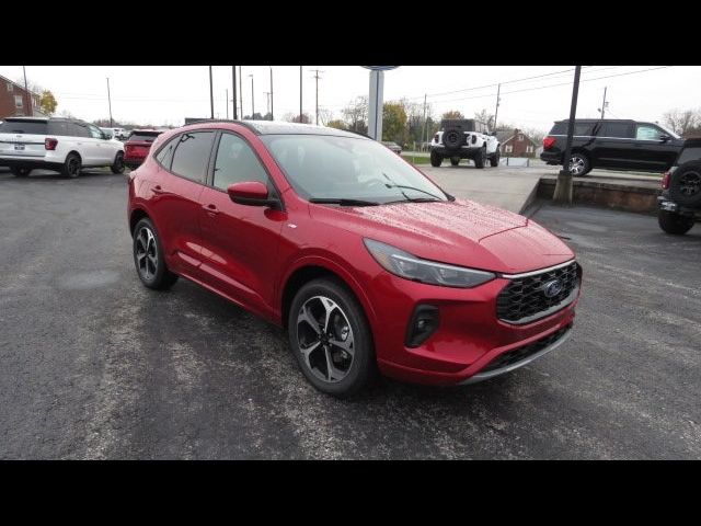 2025 Ford Escape ST-Line Elite