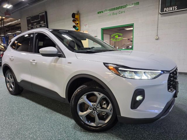 2025 Ford Escape ST-Line Select