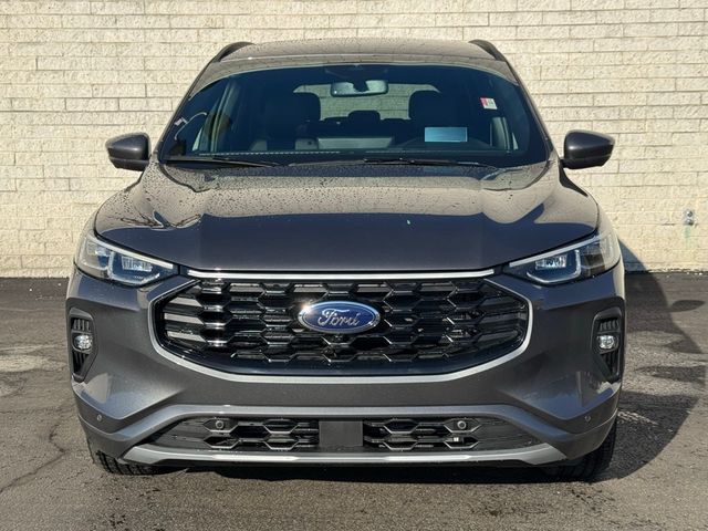 2025 Ford Escape ST-Line Elite