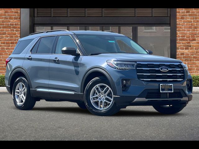 2025 Ford Explorer Active