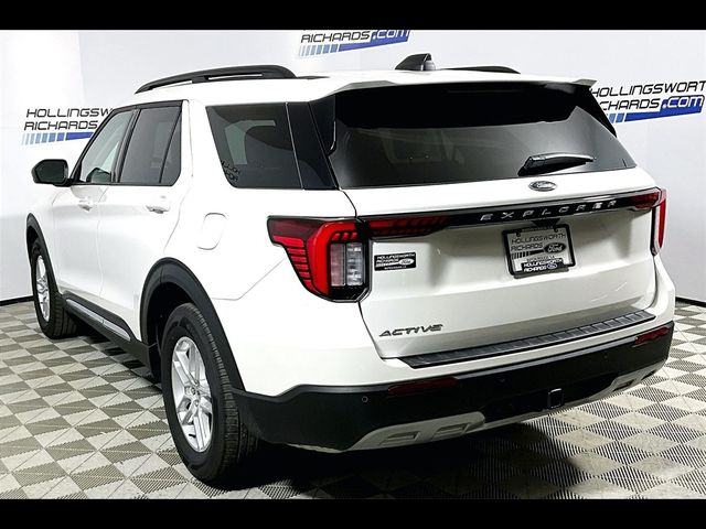 2025 Ford Explorer Active