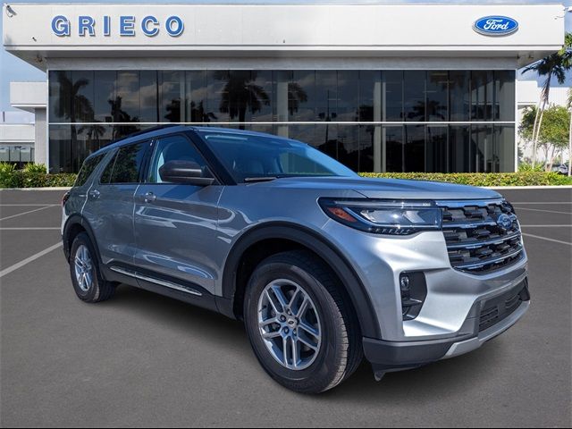 2025 Ford Explorer Active