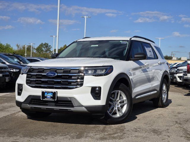 2025 Ford Explorer Active