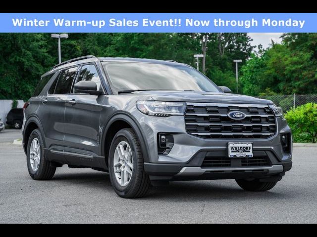 2025 Ford Explorer Active