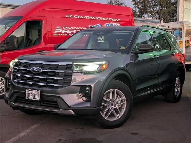 2025 Ford Explorer Active