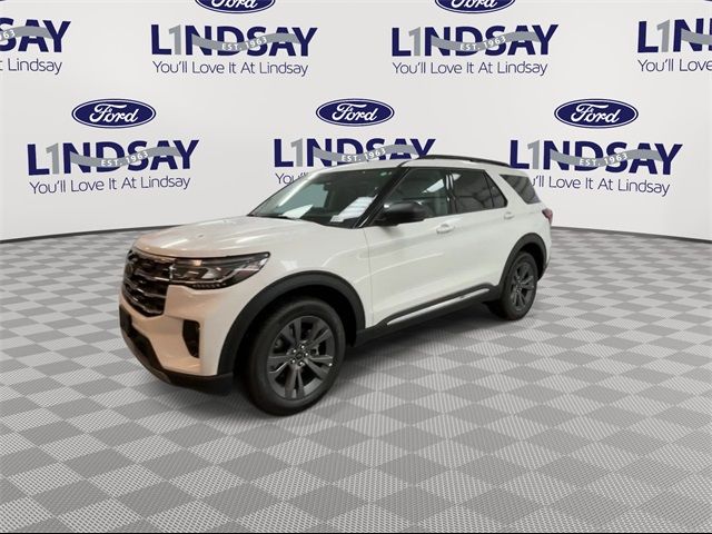 2025 Ford Explorer Active