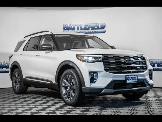 2025 Ford Explorer Active