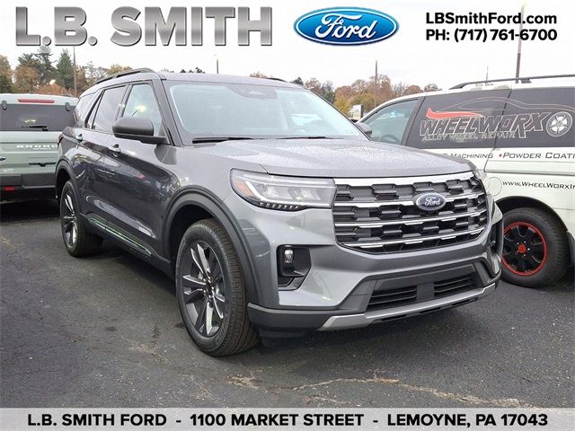 2025 Ford Explorer Active