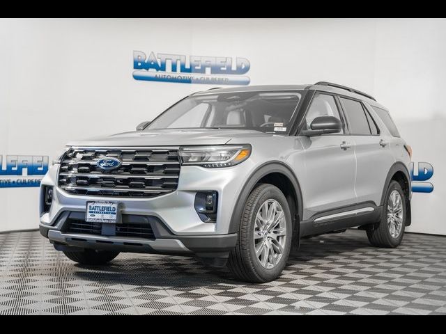 2025 Ford Explorer Active