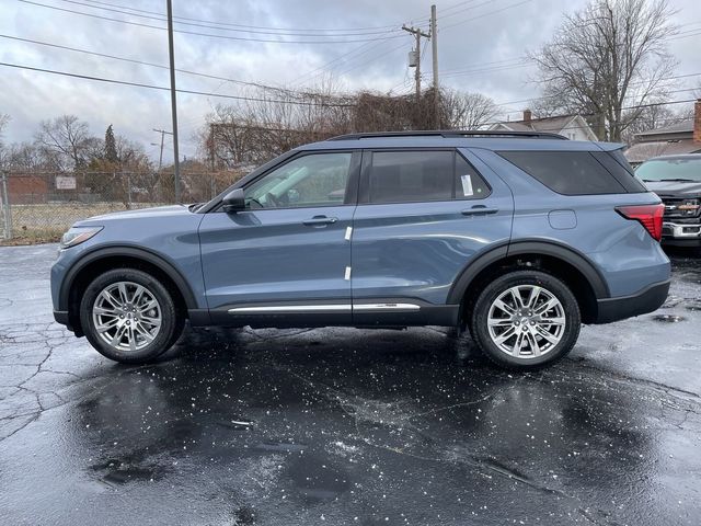 2025 Ford Explorer Active