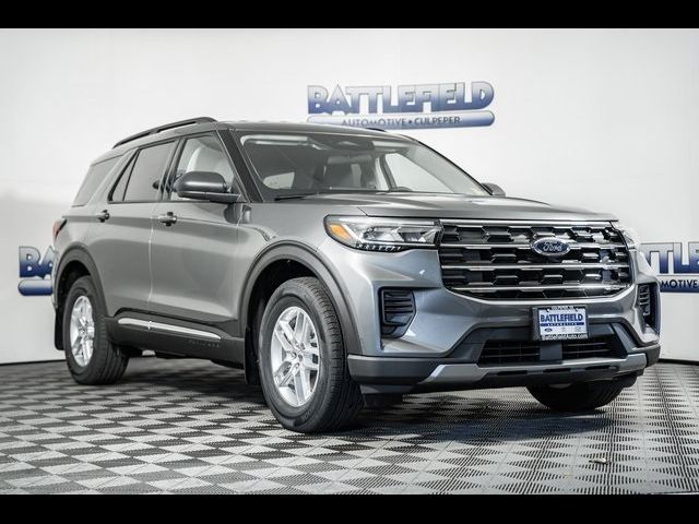 2025 Ford Explorer Active