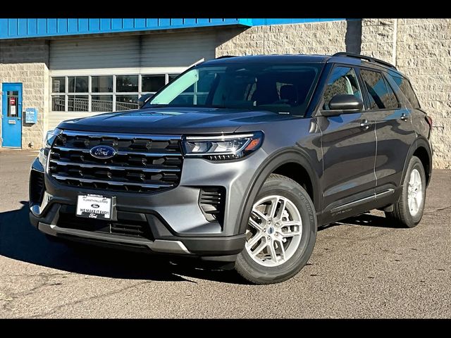 2025 Ford Explorer Active