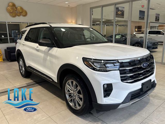 2025 Ford Explorer Active