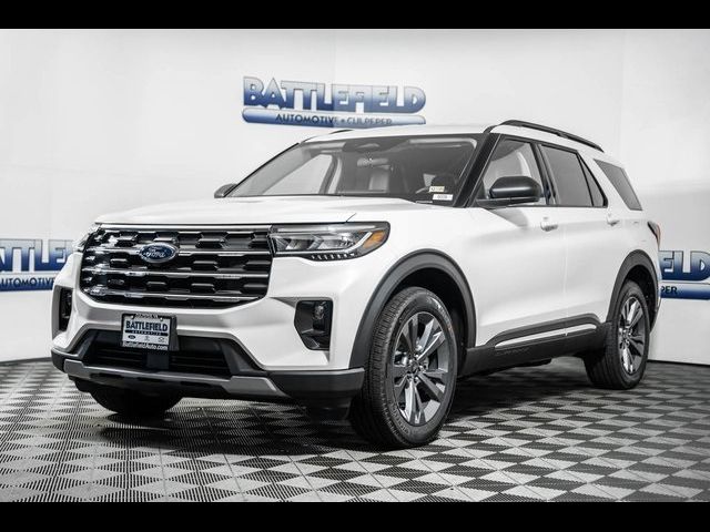 2025 Ford Explorer Active