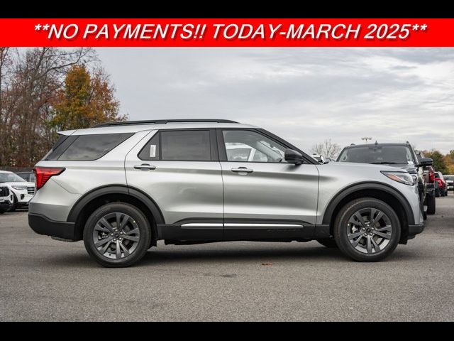 2025 Ford Explorer Active