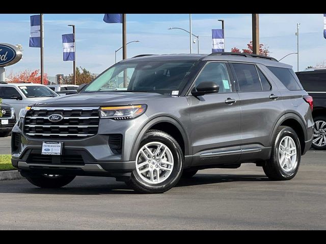 2025 Ford Explorer Active