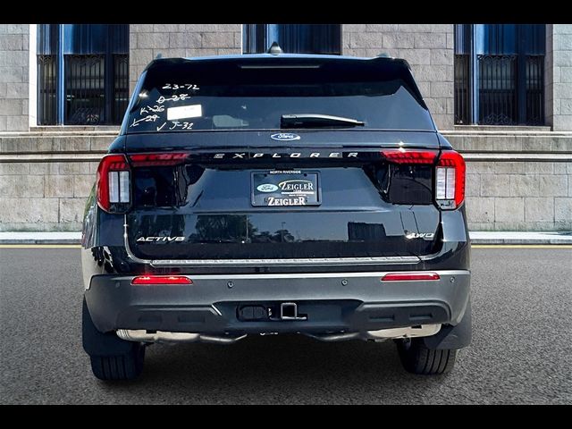 2025 Ford Explorer Active