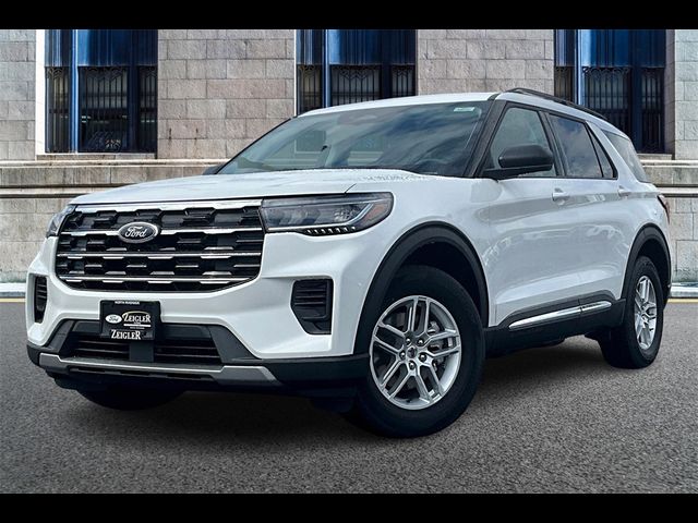 2025 Ford Explorer Active