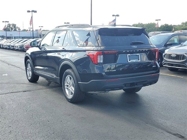 2025 Ford Explorer Active