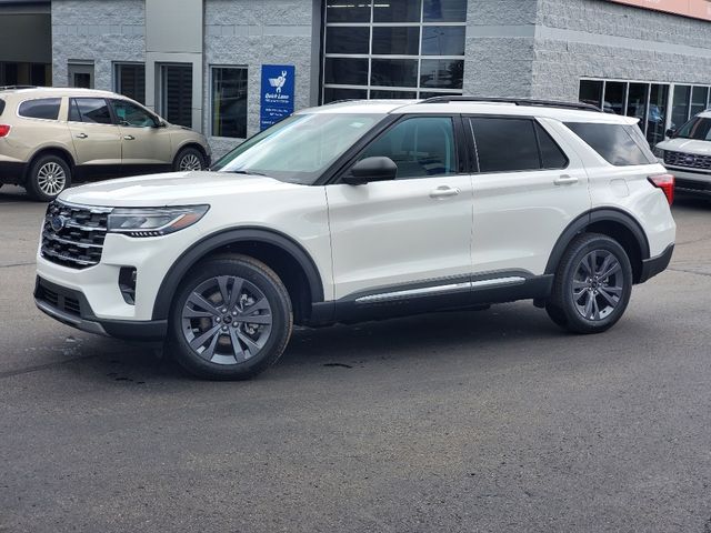 2025 Ford Explorer Active