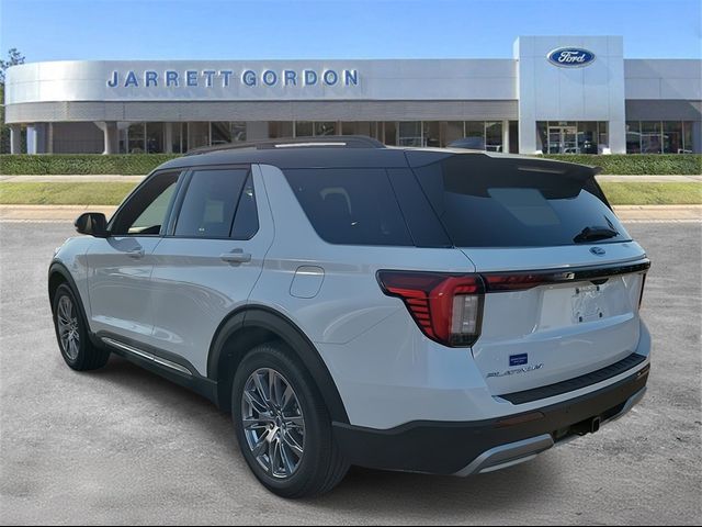 2025 Ford Explorer Platinum