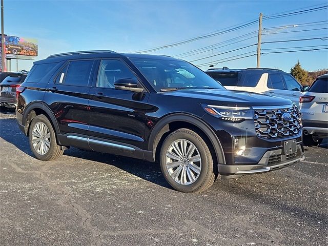 2025 Ford Explorer Platinum