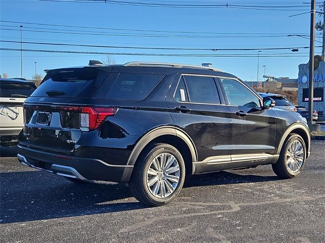 2025 Ford Explorer Platinum