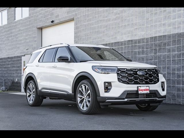 2025 Ford Explorer Platinum