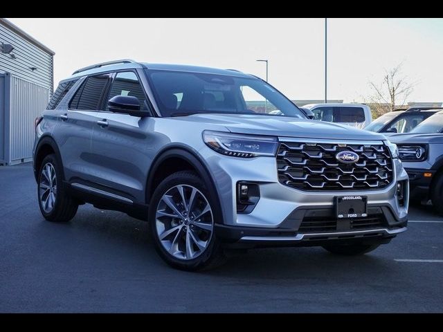 2025 Ford Explorer Platinum