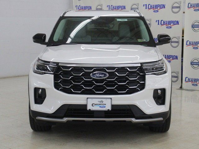 2025 Ford Explorer Platinum