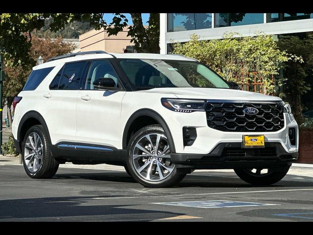 2025 Ford Explorer Platinum