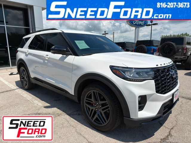 2025 Ford Explorer ST