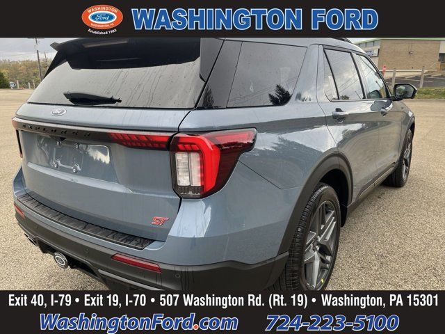 2025 Ford Explorer ST