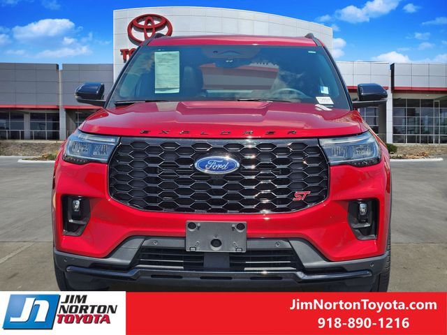 2025 Ford Explorer ST