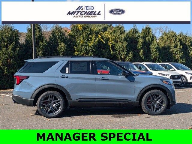 2025 Ford Explorer ST