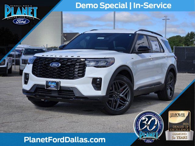 2025 Ford Explorer ST