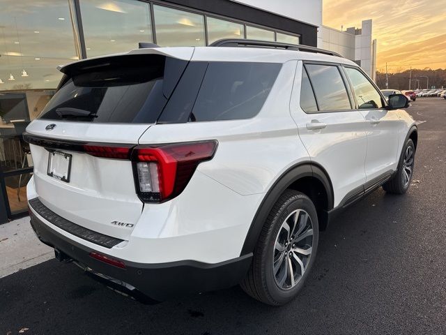 2025 Ford Explorer ST