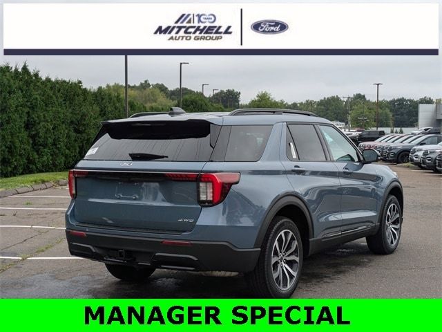 2025 Ford Explorer ST