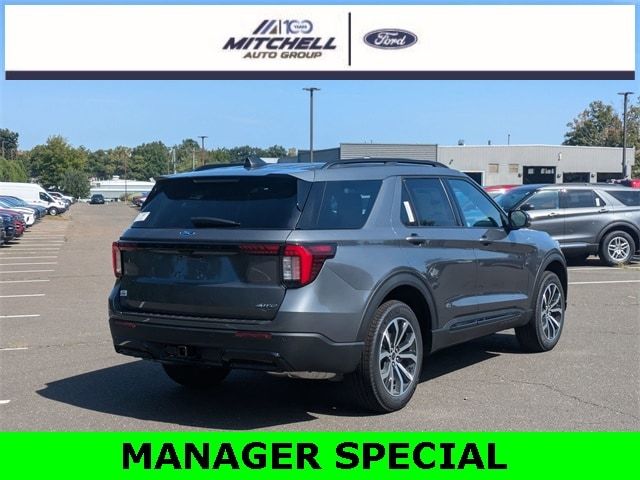 2025 Ford Explorer ST