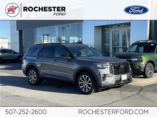 2025 Ford Explorer ST