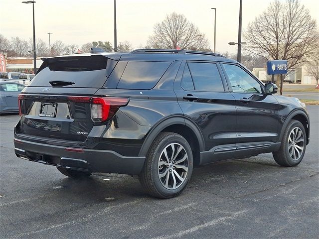 2025 Ford Explorer ST