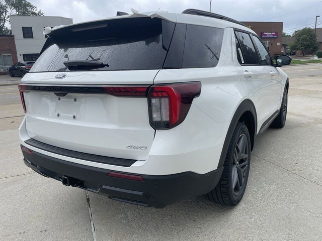 2025 Ford Explorer ST