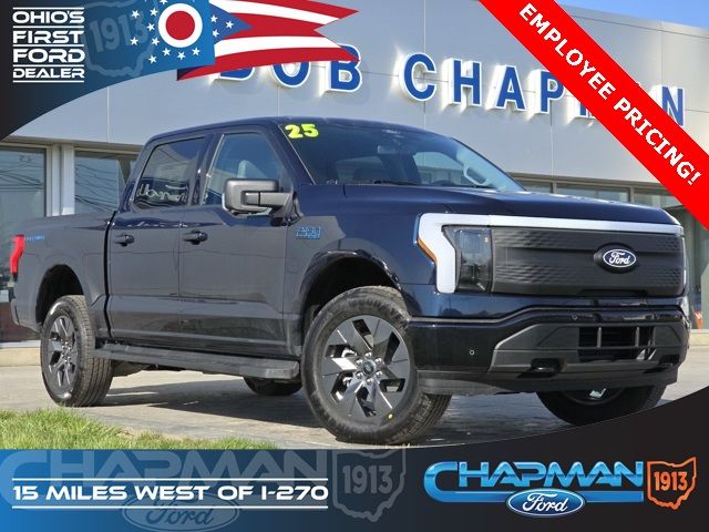 2025 Ford F-150 Lightning Flash